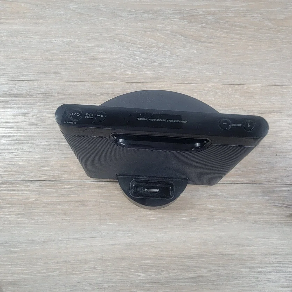 Sony RDP M5iP Personal Audio Docking System Blk iPod iPhone Tested No Power Cord